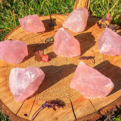 Simurg rose quartz rough crystal Madagascar with unique shapes for lapidary projects.