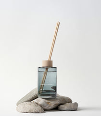 Close-up of Skandinavisk ØY Island diffuser reeds