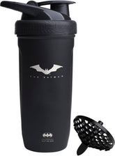 Smartshake DC Comics Reforce Batman bottle front view showing 900 ml capacity and sturdy build