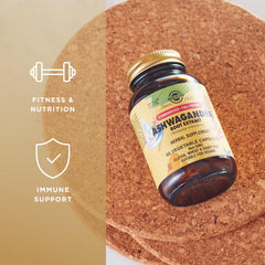 Solgar root powder visual demonstrates natural withanolide source.