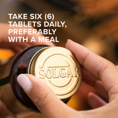 Solgar Brewer's Yeast 7-5 Grains bottle pour for convenient daily dosing