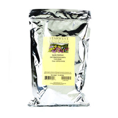 Starwest Botanicals Diatomaceous Earth powder in a jar for daily wellness routines.