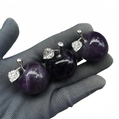 Sunshcat crystal apple statue, detachable decorative piece for desk or shelf display.