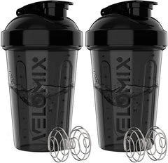 Velomix Onyx 20 oz shaker bottle pours smoothly with the dual whisk for clump-free mixes.