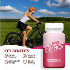 Close-up of VIVALIS Lipo Gummies showing chewy texture for easy daily intake