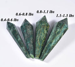 VIZYTOU Emerald Wand Closeup showing natural facets and beauty