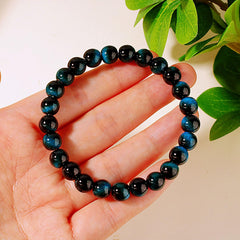 WEFRIN Evil Eye bracelet with jewelry cloth included for safe care.