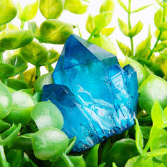Wixine blue titanium quartz cluster decor idea enhances shelf styling with color.