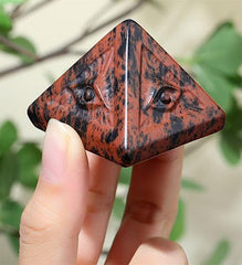 Yatojuzi handmade energy crystal ideal for meditation and focus.