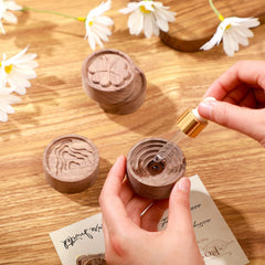Zhehao wood diffuser four leaf clover adds decor while releasing fragrance.