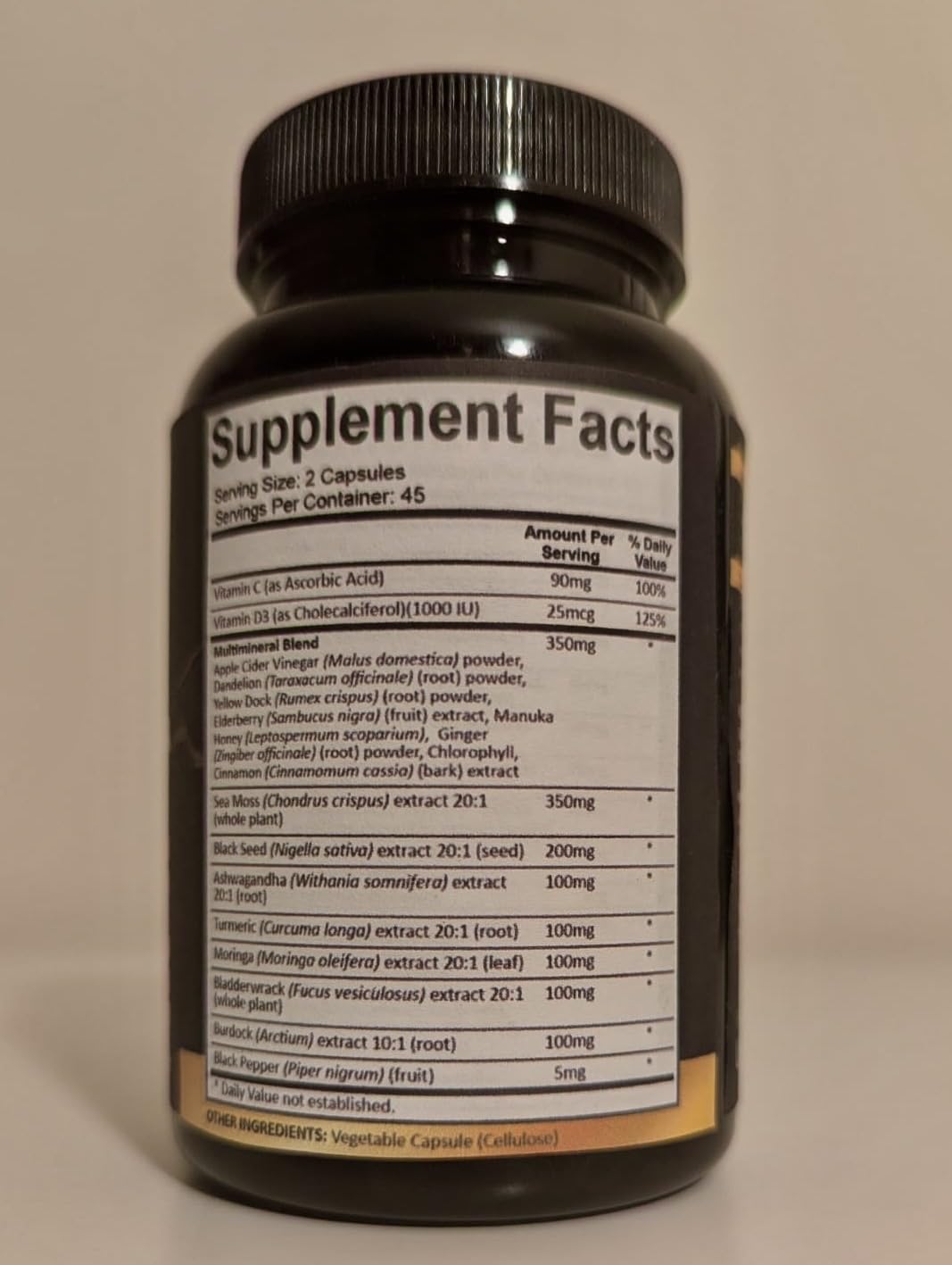 Adndale 18-in-1 blend ingredient list close-up.