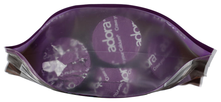 Adora Calcium Disk en empaque fácil de usar para llevar.