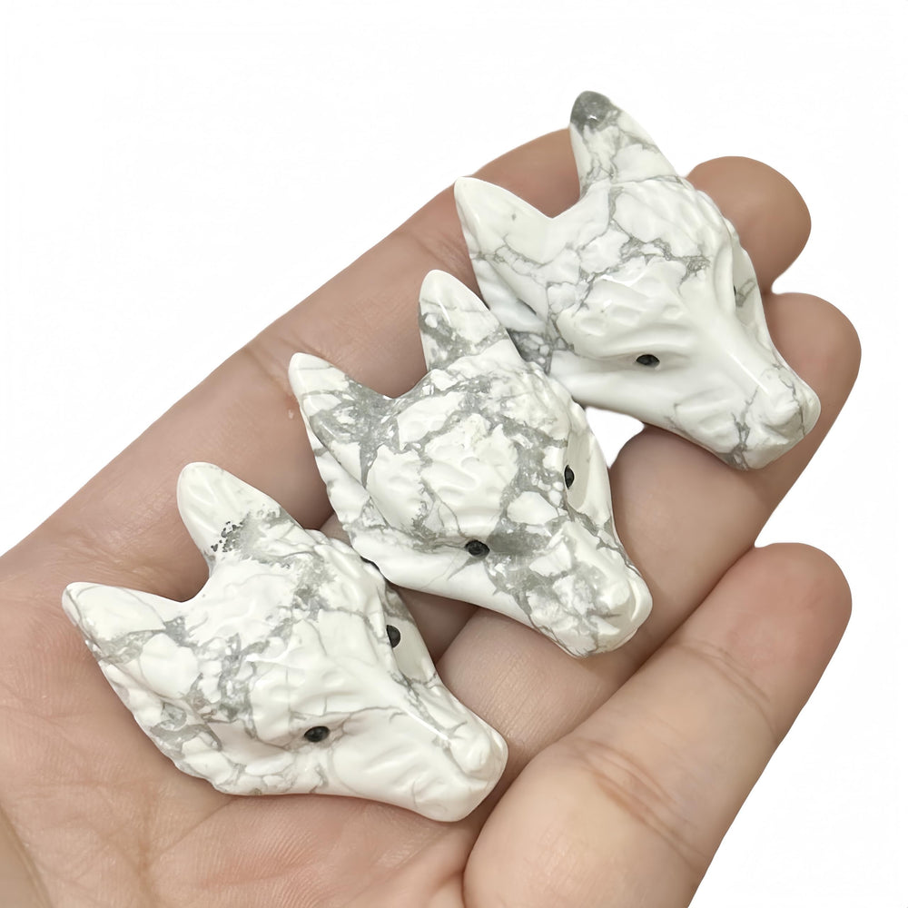 Afucats wolf head polished surface offers smooth touch and premium finish for decor.