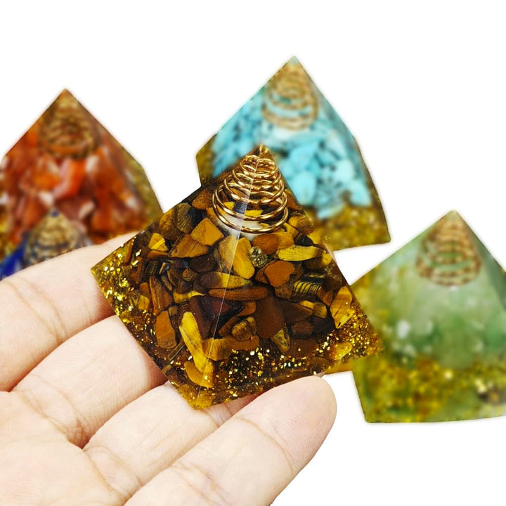 AierCrystal gold leaf pyramid adds luxury shimmer