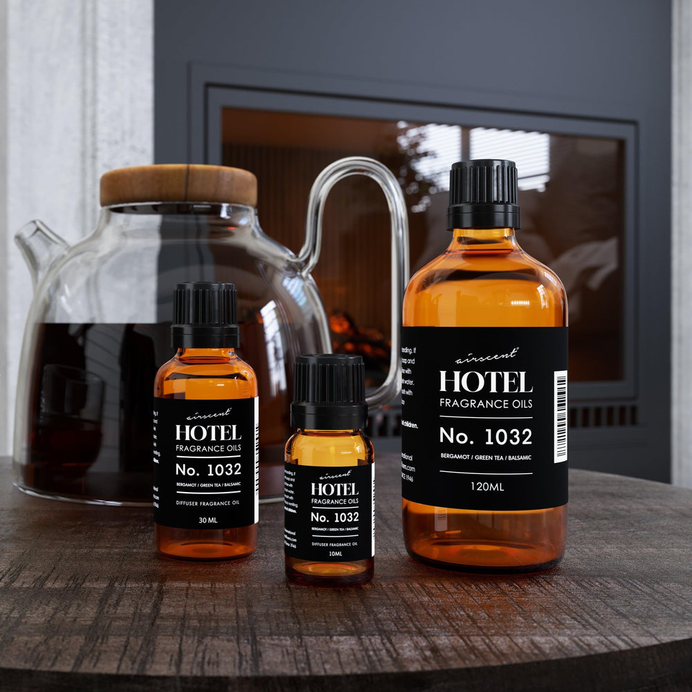 Air-Scent ultrasonic diffuser usage image illustrating versatile diffusion options.