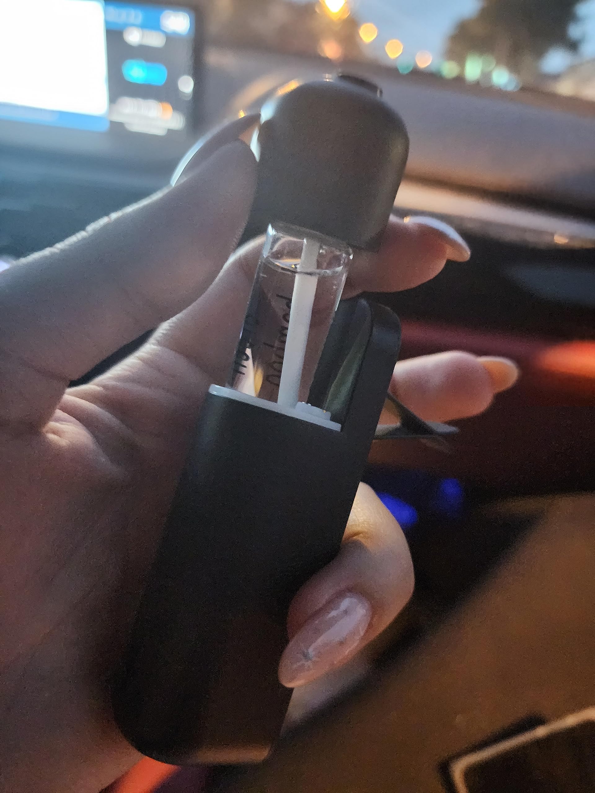 Aires Scent in-car diffuser ideal for daily commutes and road trips.