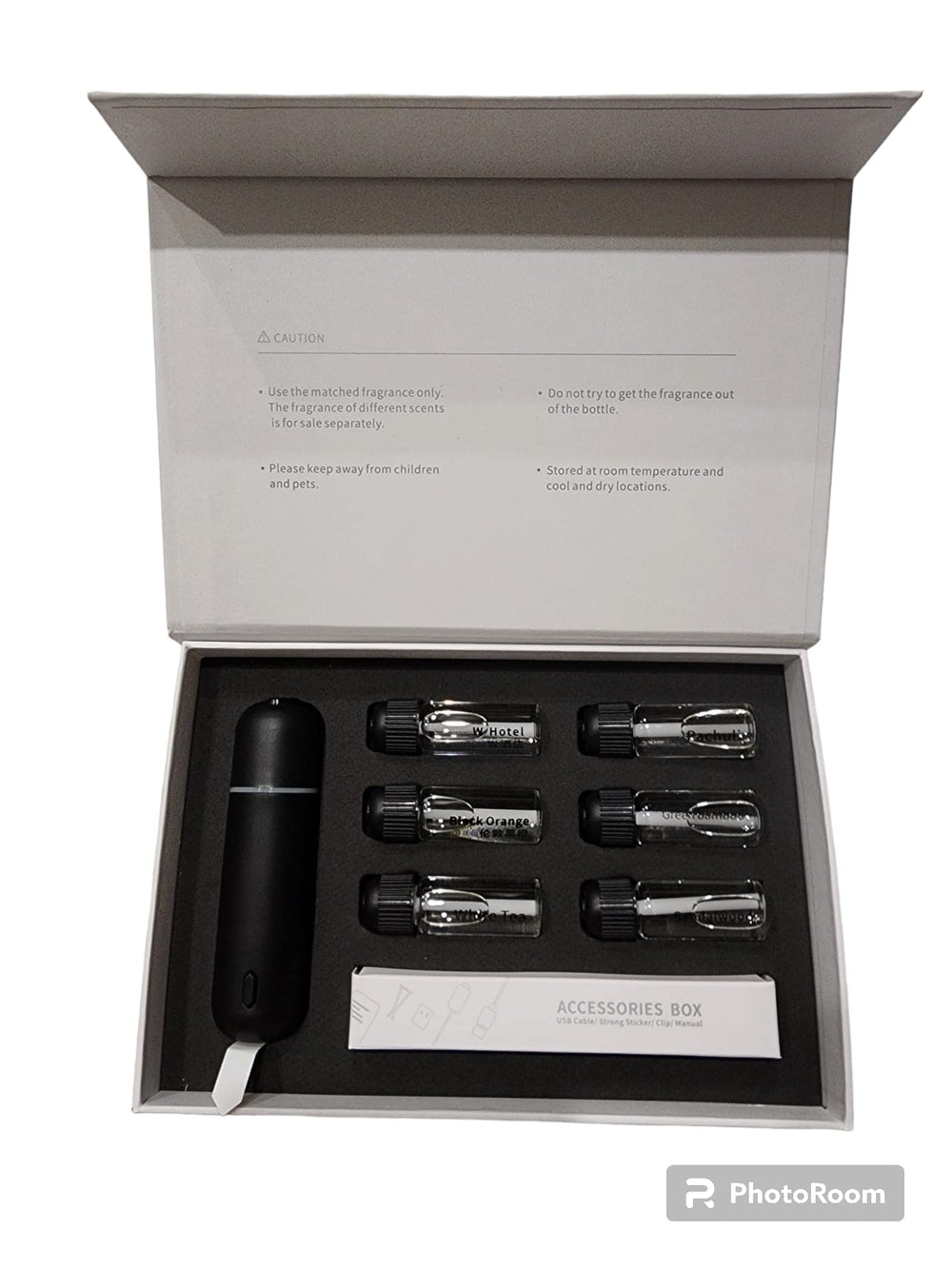 Aires Scent ultrasonic diffuser releasing a gentle mist to refresh the cabin.