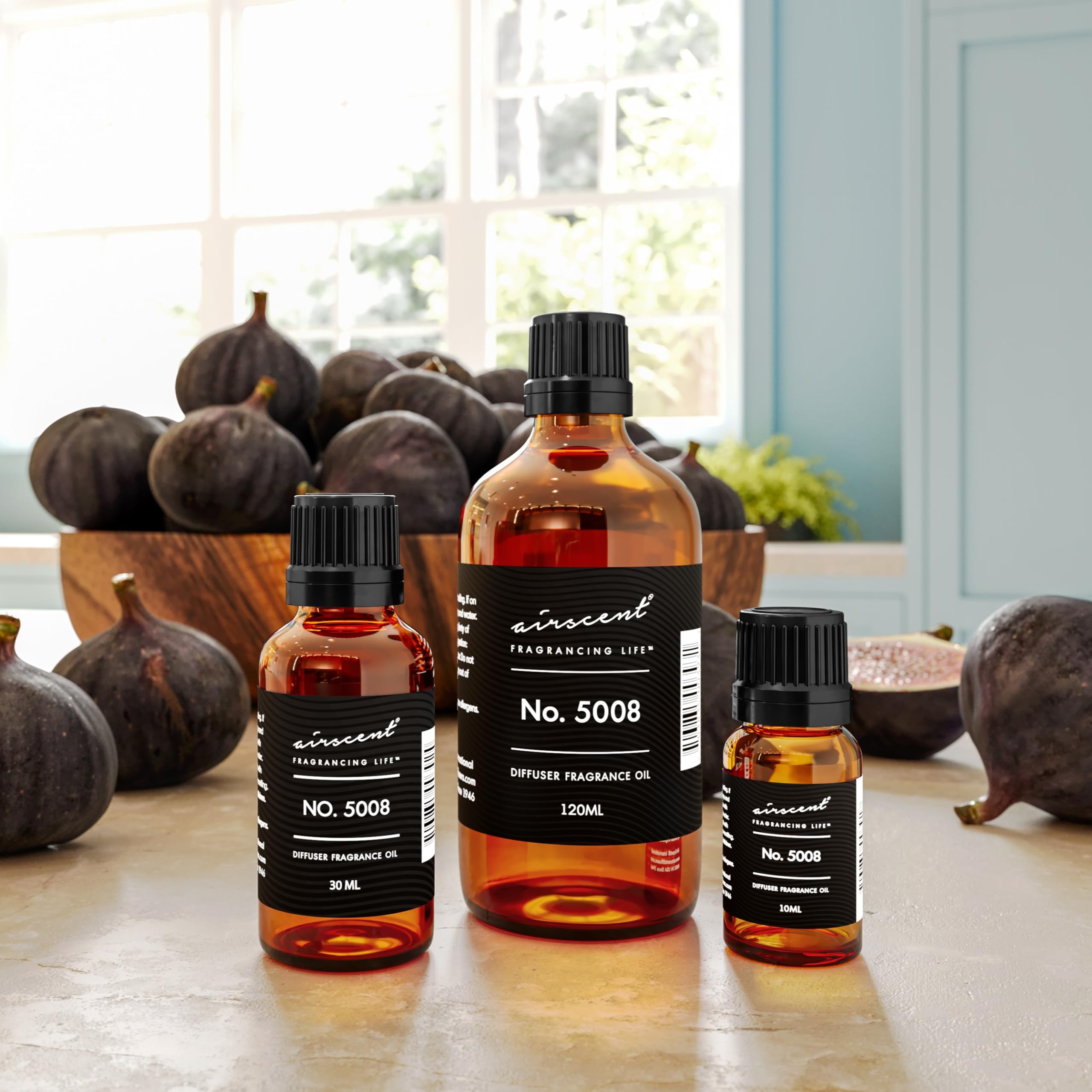 Air-Scent Clove-Vanilla diffuser oil bottle adds depth to living rooms and studios.