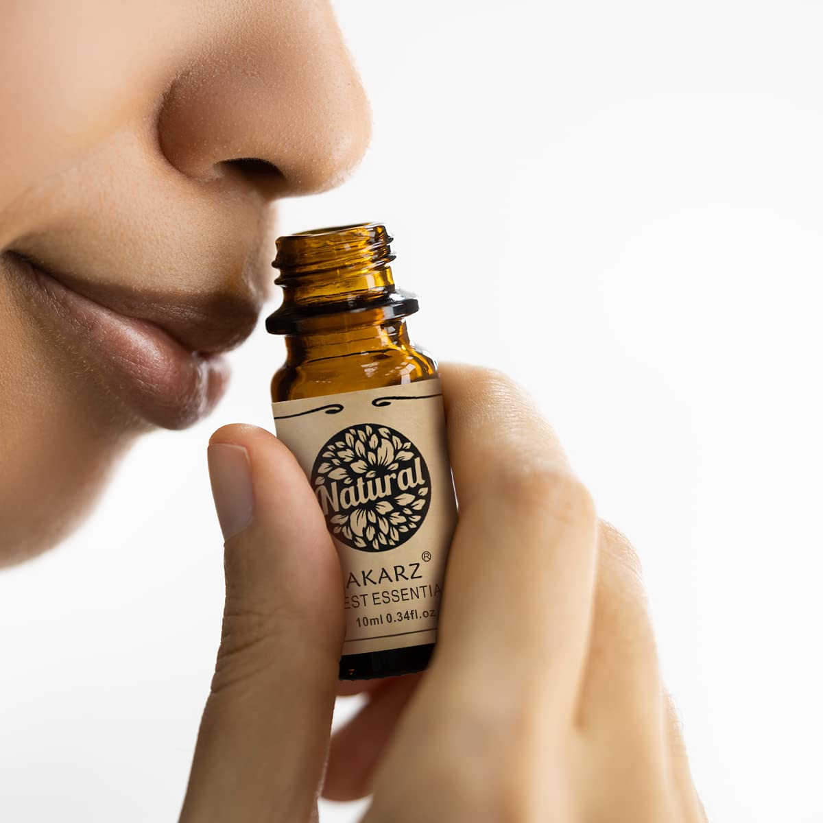 AKARZ Benzoin Oil blends well with bergamot and sandalwood for blends.