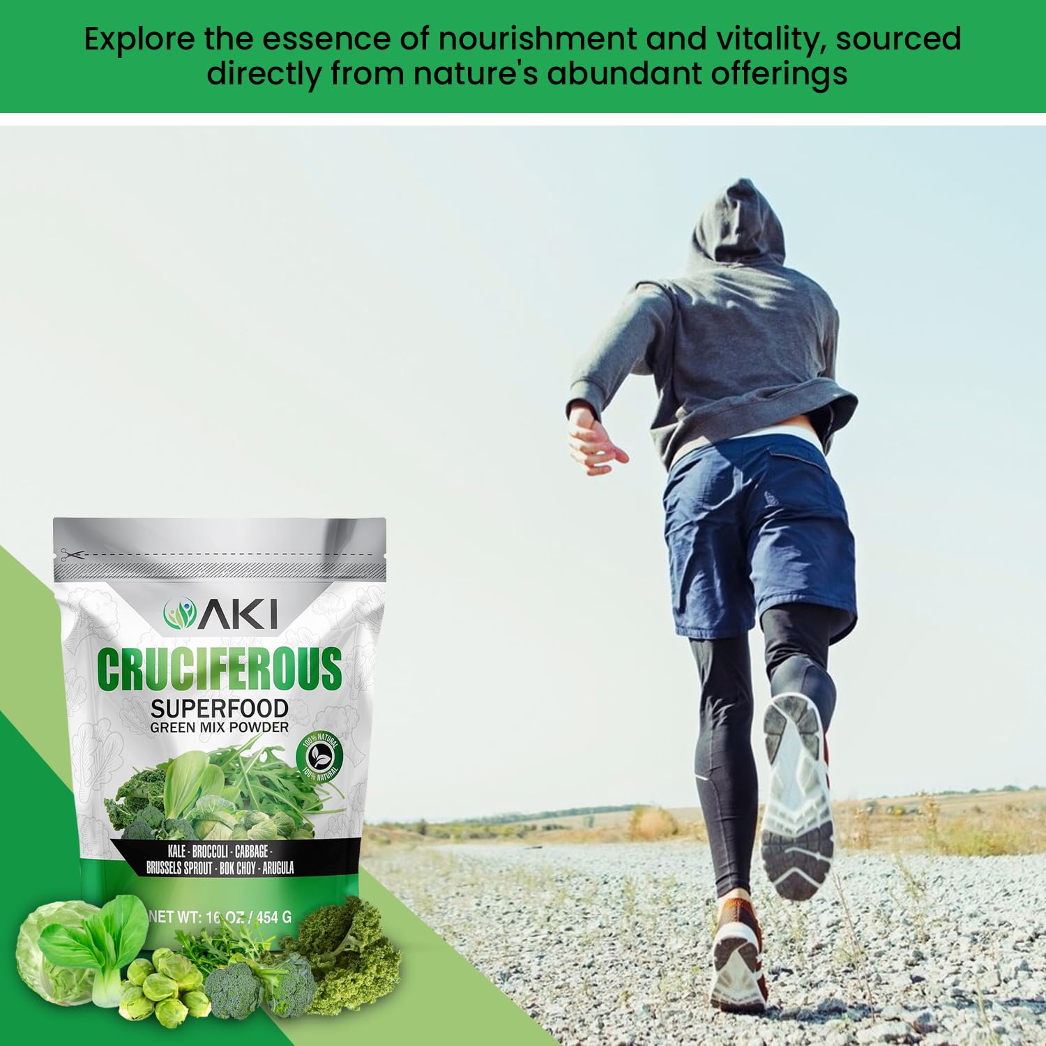 AKI ORGANIC green powder in smoothie close-up