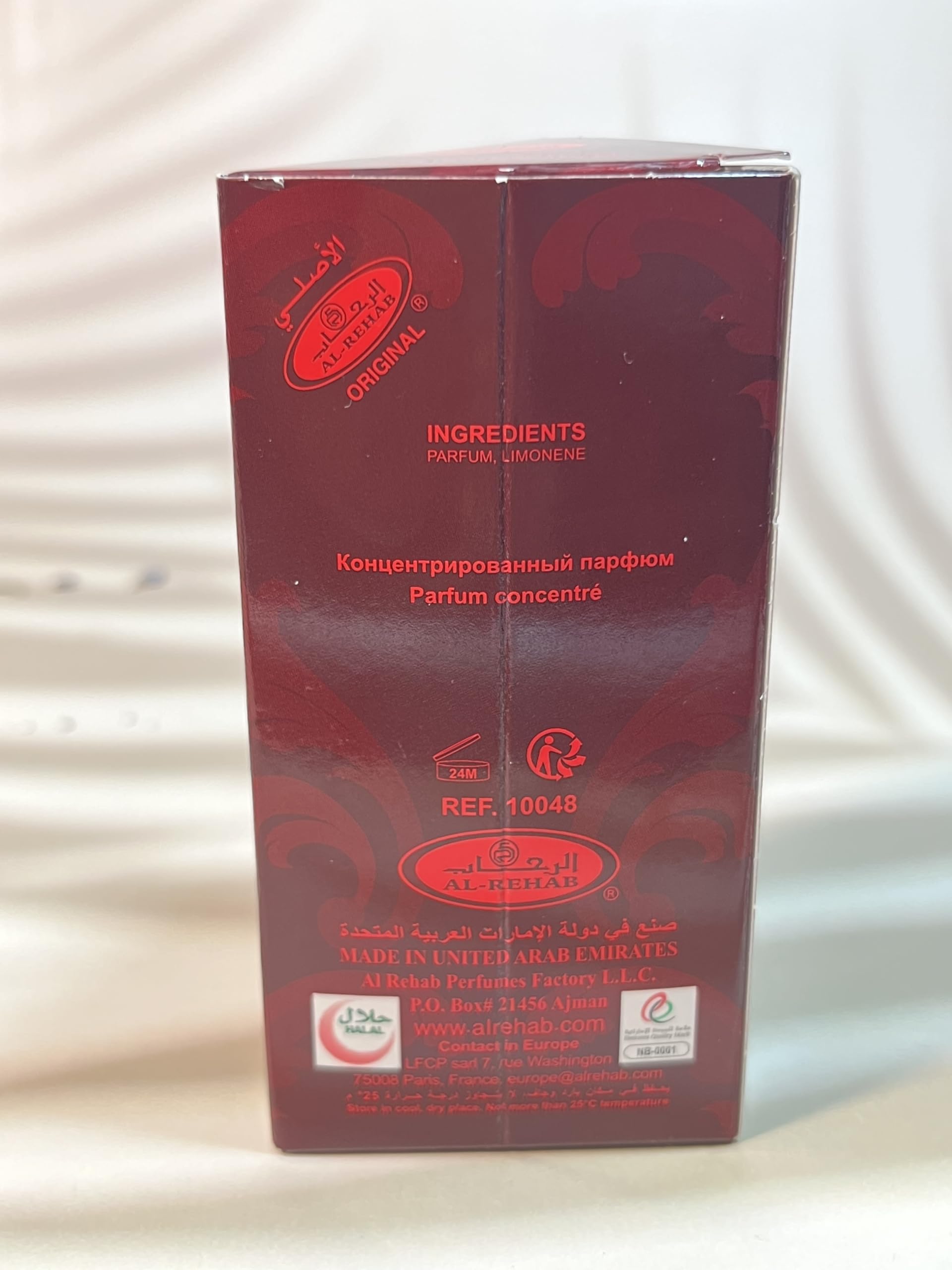 Soft musk base leaves a subtle, inviting trail on the skin
