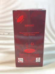 Soft musk base leaves a subtle, inviting trail on the skin
