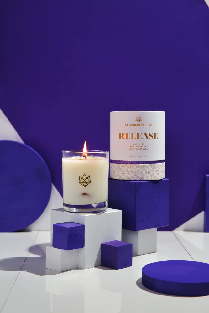 Aluminate Life cotton wick ensures a clean burn.