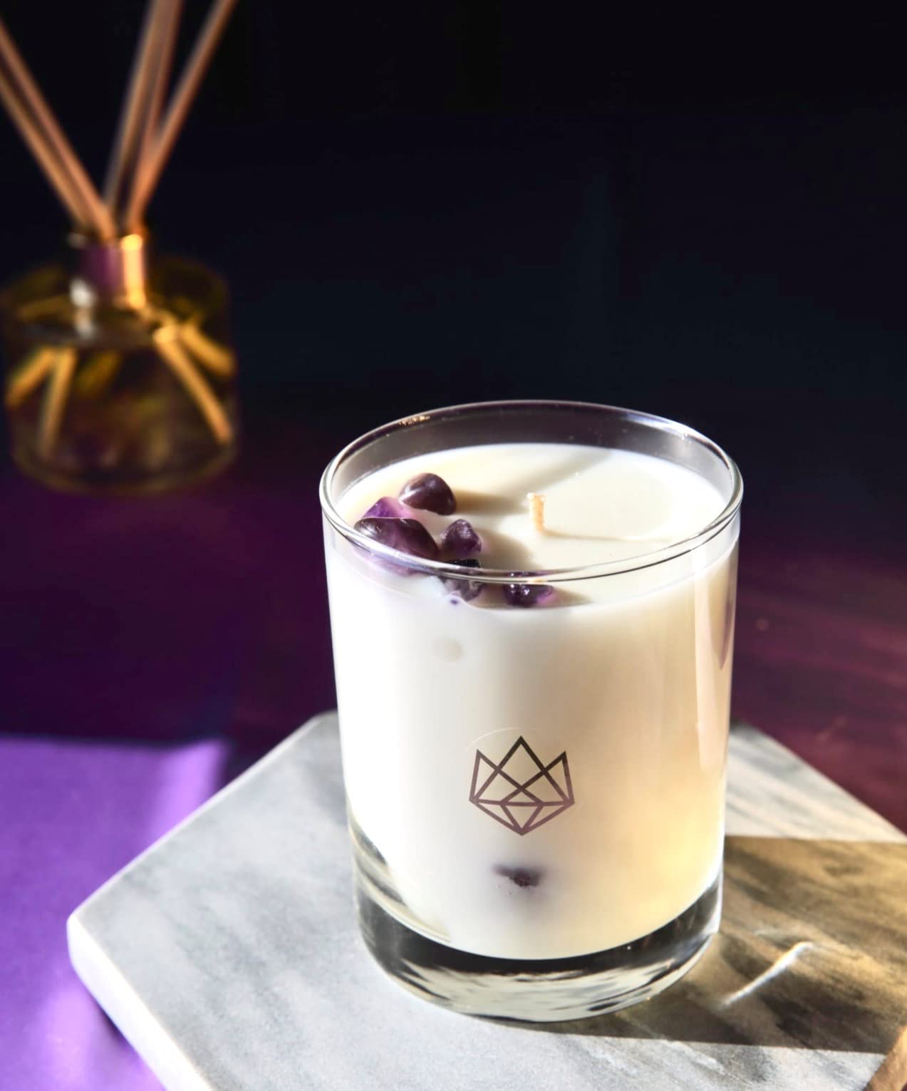 Aluminate Life lavender bergamot scent for relaxing moments.