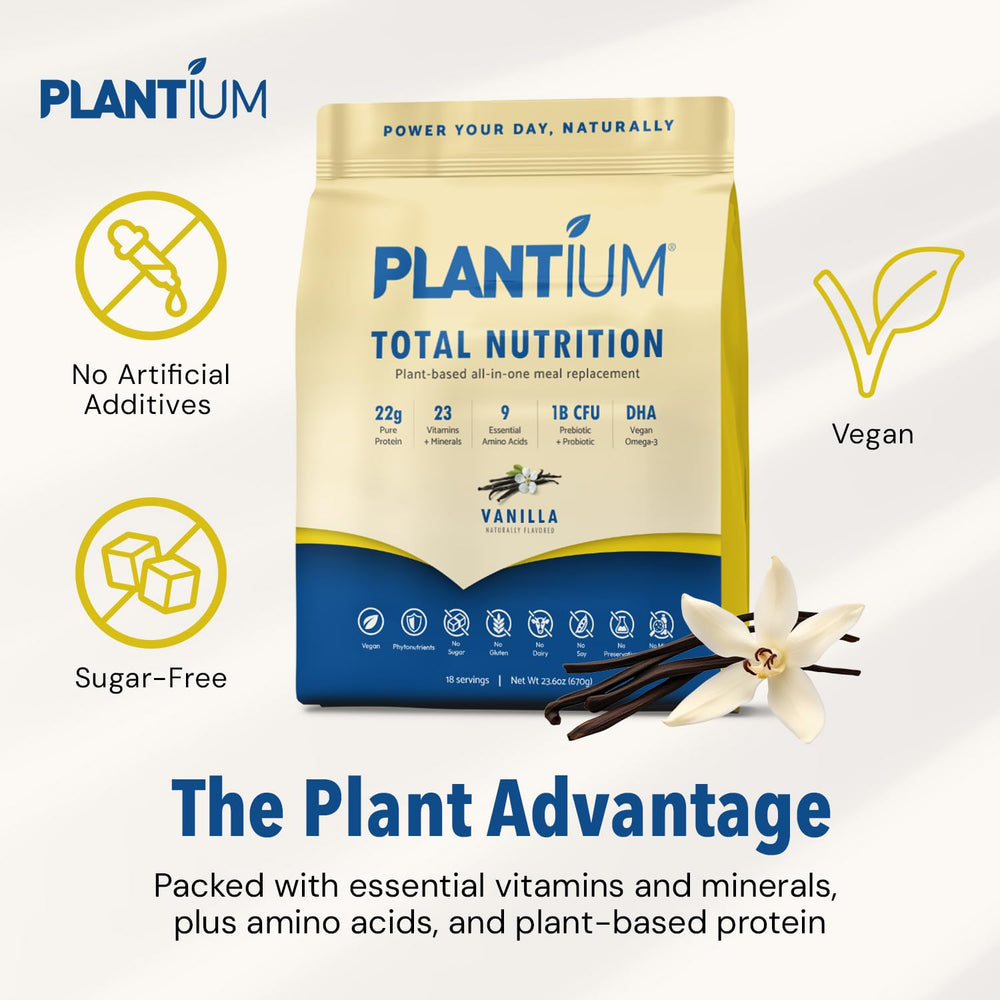 AMAXI Plantium Vanilla shake in glass with creamy texture