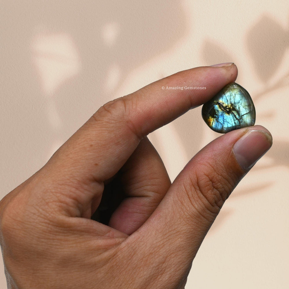 Amazing Gemstone Energy balance Labradorite spark promoting calm ambiance at home or office