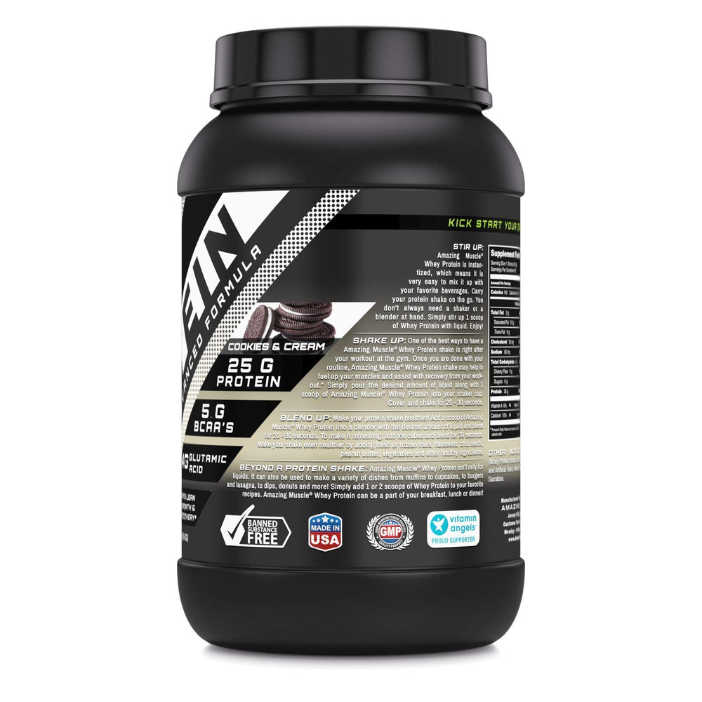 Amazing Nutrition Amazing Muscle whey scoop beside tub ready for quick shakes after training