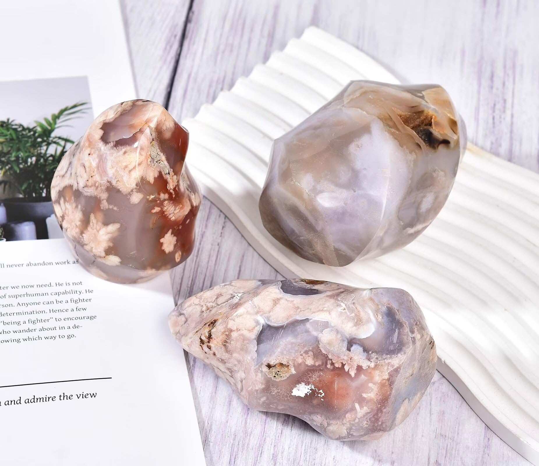 AMOYSTONE Energy Flame core concentrates energy at the capstone for mindful practice.