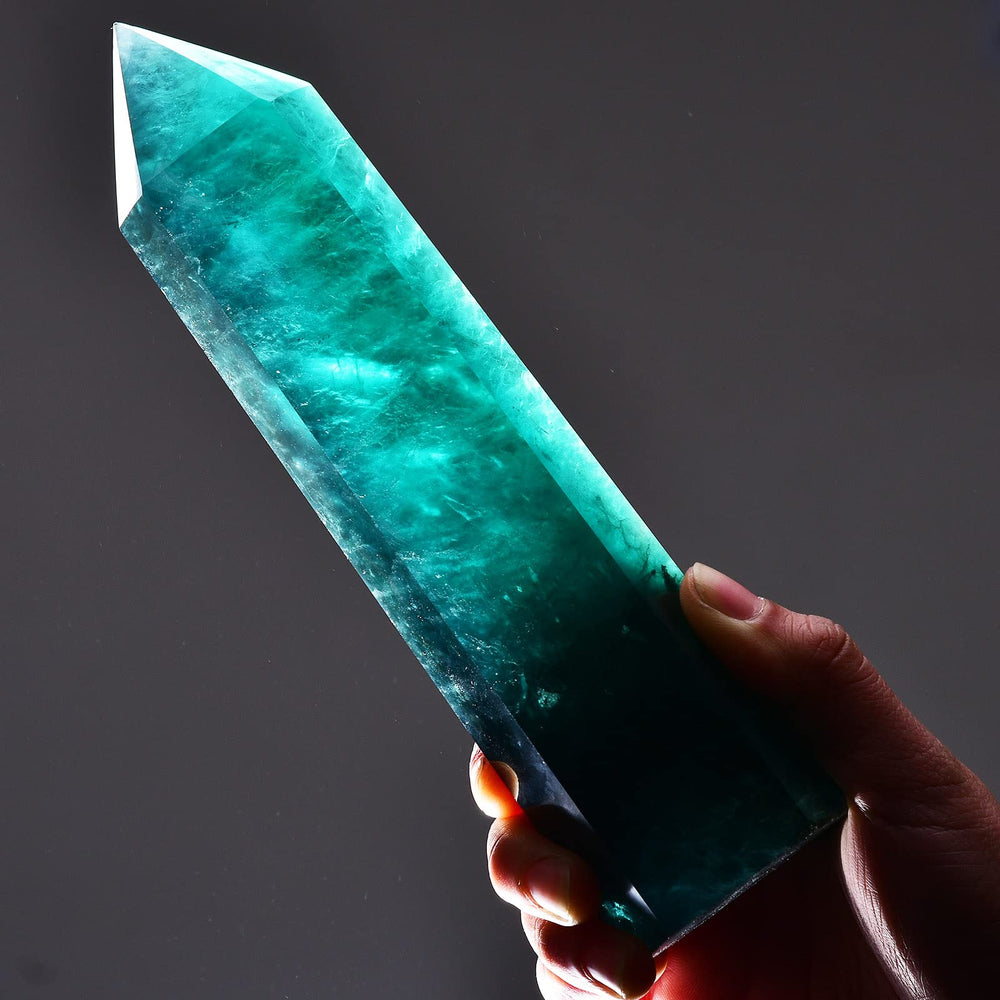 AMOYSTONE Green Fluorite Obelisk thoughtful gift for crystal enthusiasts.