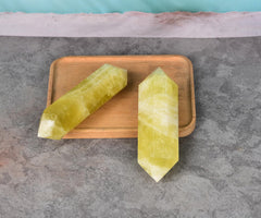 AMOYSTONE Lemon Quartz highlighting wealth attraction in energy work