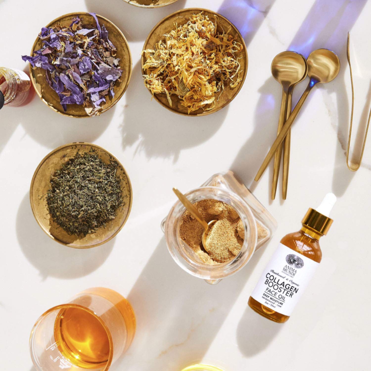 Anima Mundi Collagen Booster Oil mangosteen peel detail emphasizes antioxidants