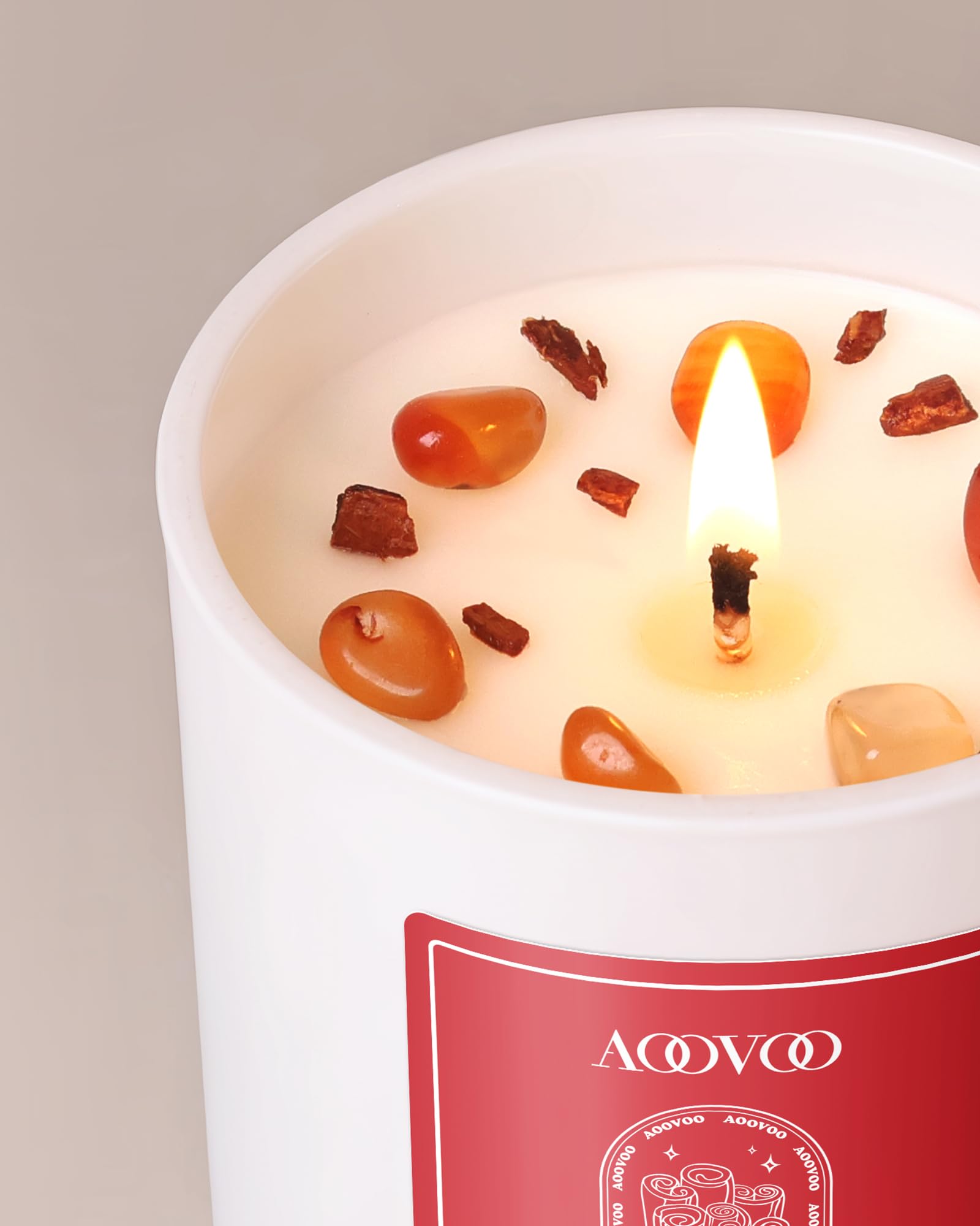 Close up of cinnamon scent profile evokes bakery warmth from AOOVOO candle.