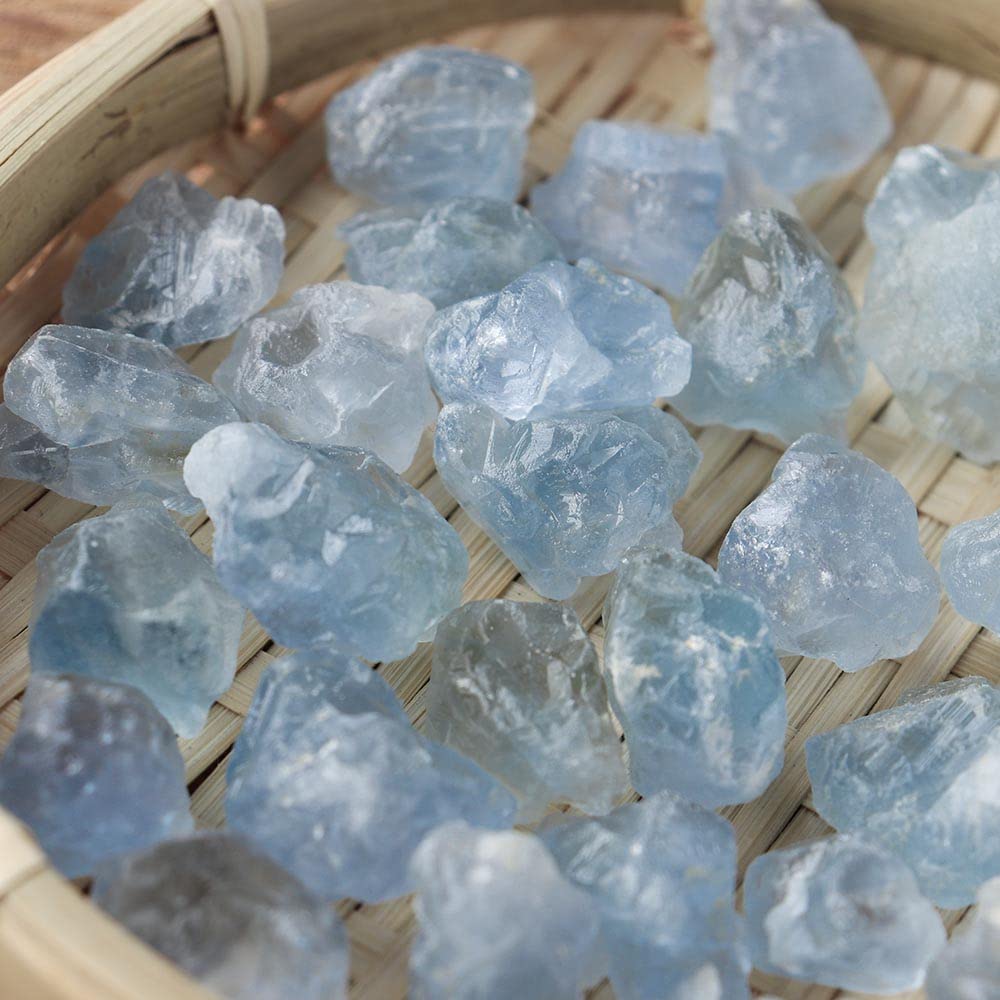 Apengshi Celestite meditation altar scene creating a calm atmosphere