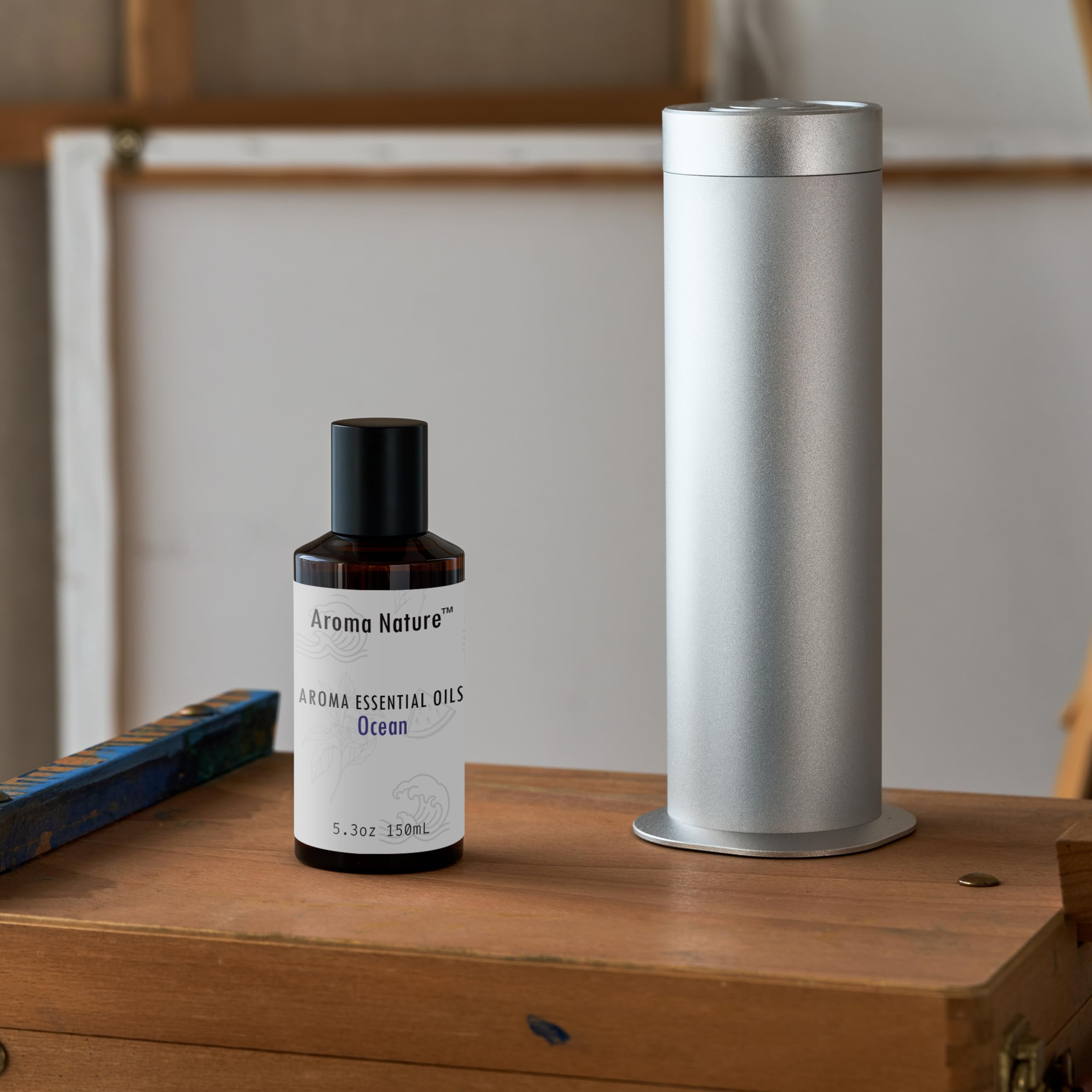 Aroma Manor office diffuser aroma creating a calm, productive environment.