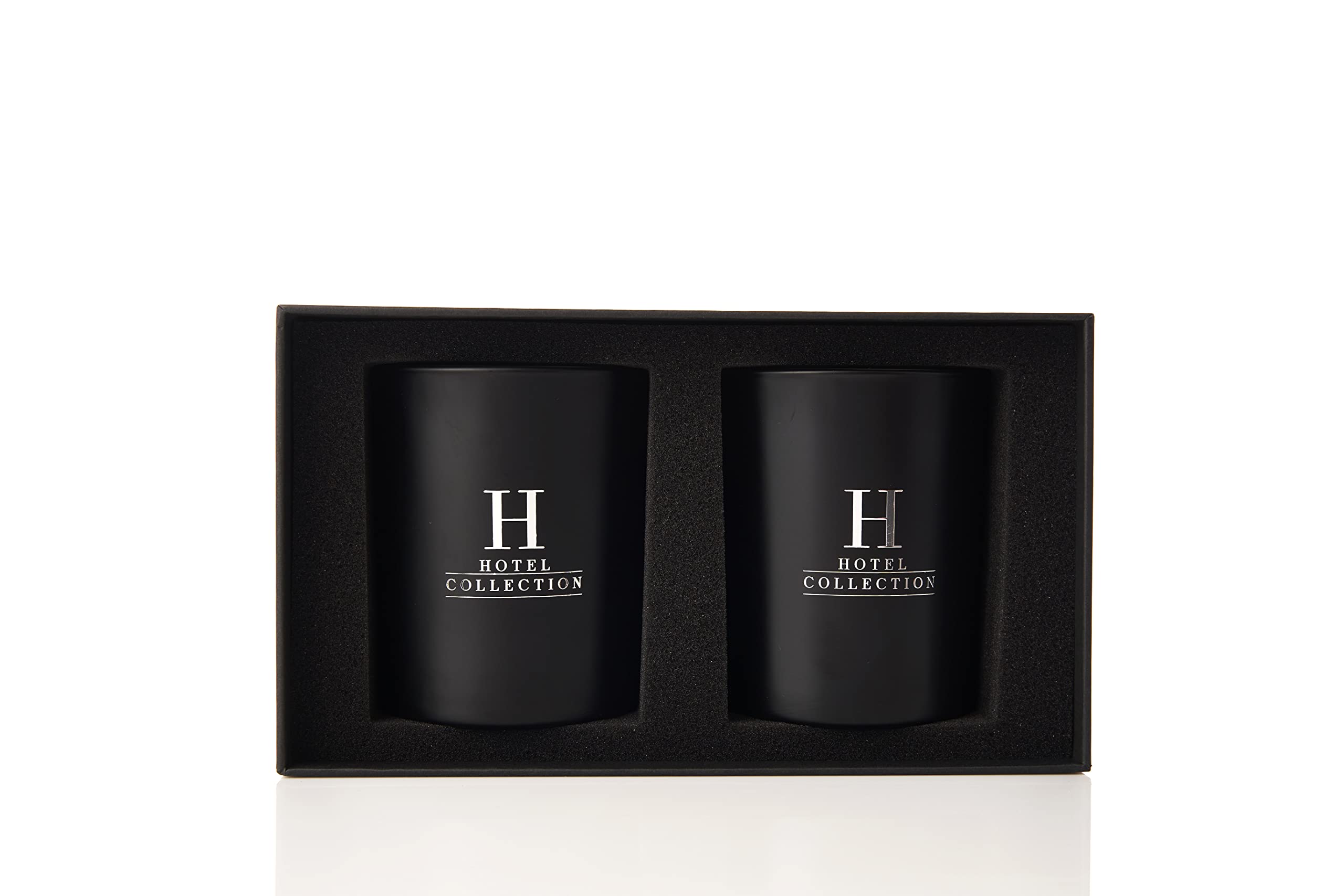 Aroma360 Candle Duo Black Velvet wick closeup reveals rich fragrance release.
