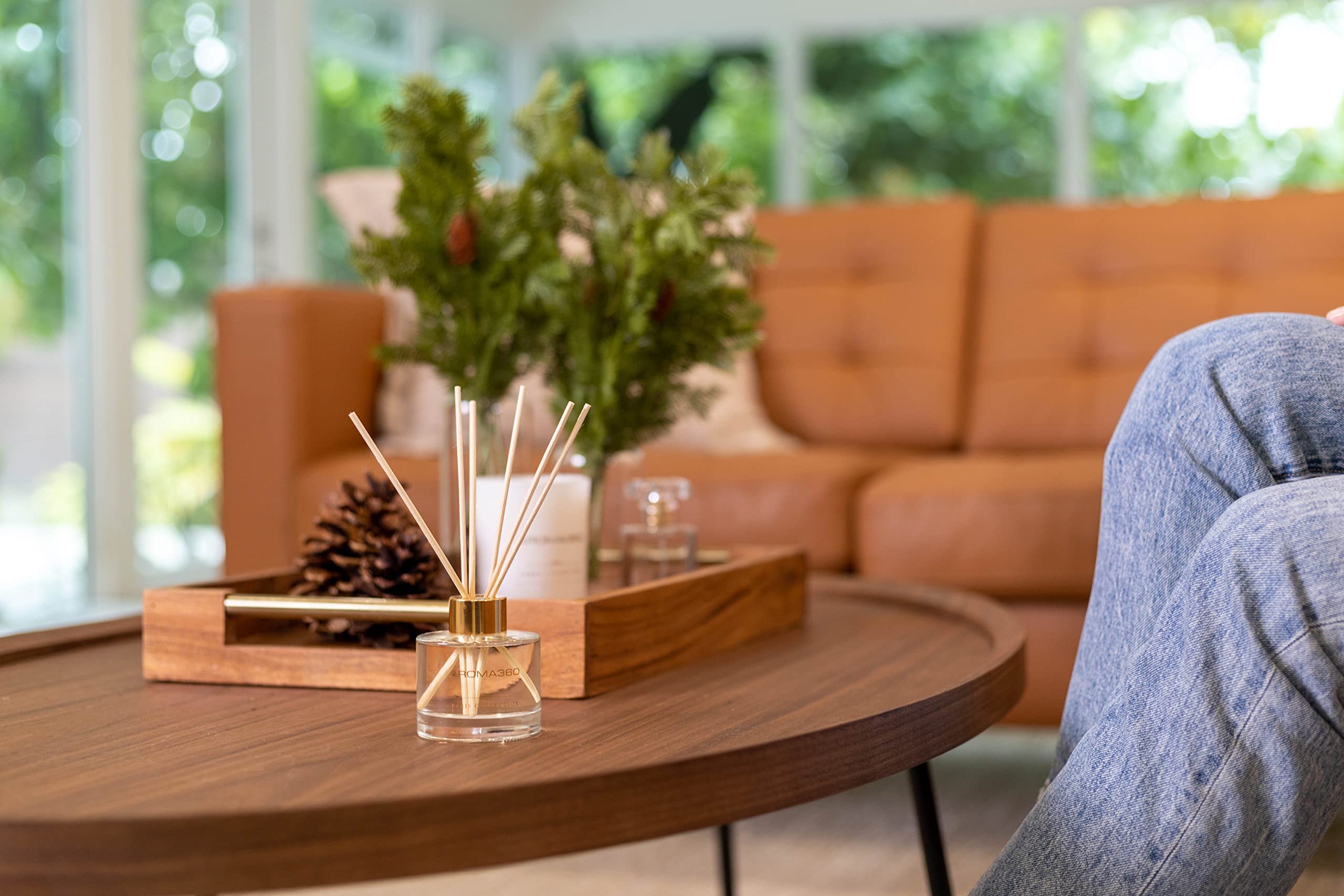 Aroma360 Dream On Paris diffuser display highlighting luxury aromatics
