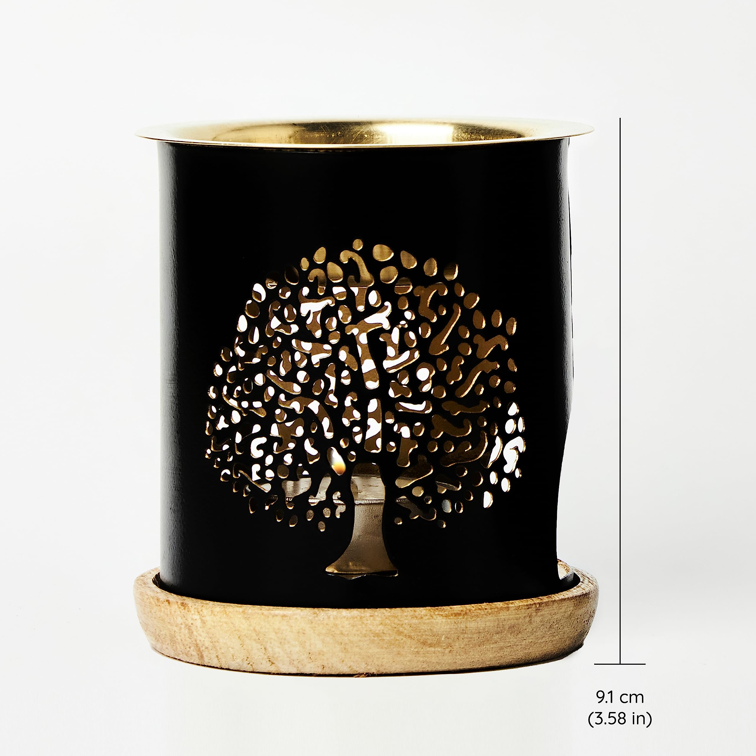 Aromafume family-owned legacy inspires artisanal blends and fragrance rituals.
