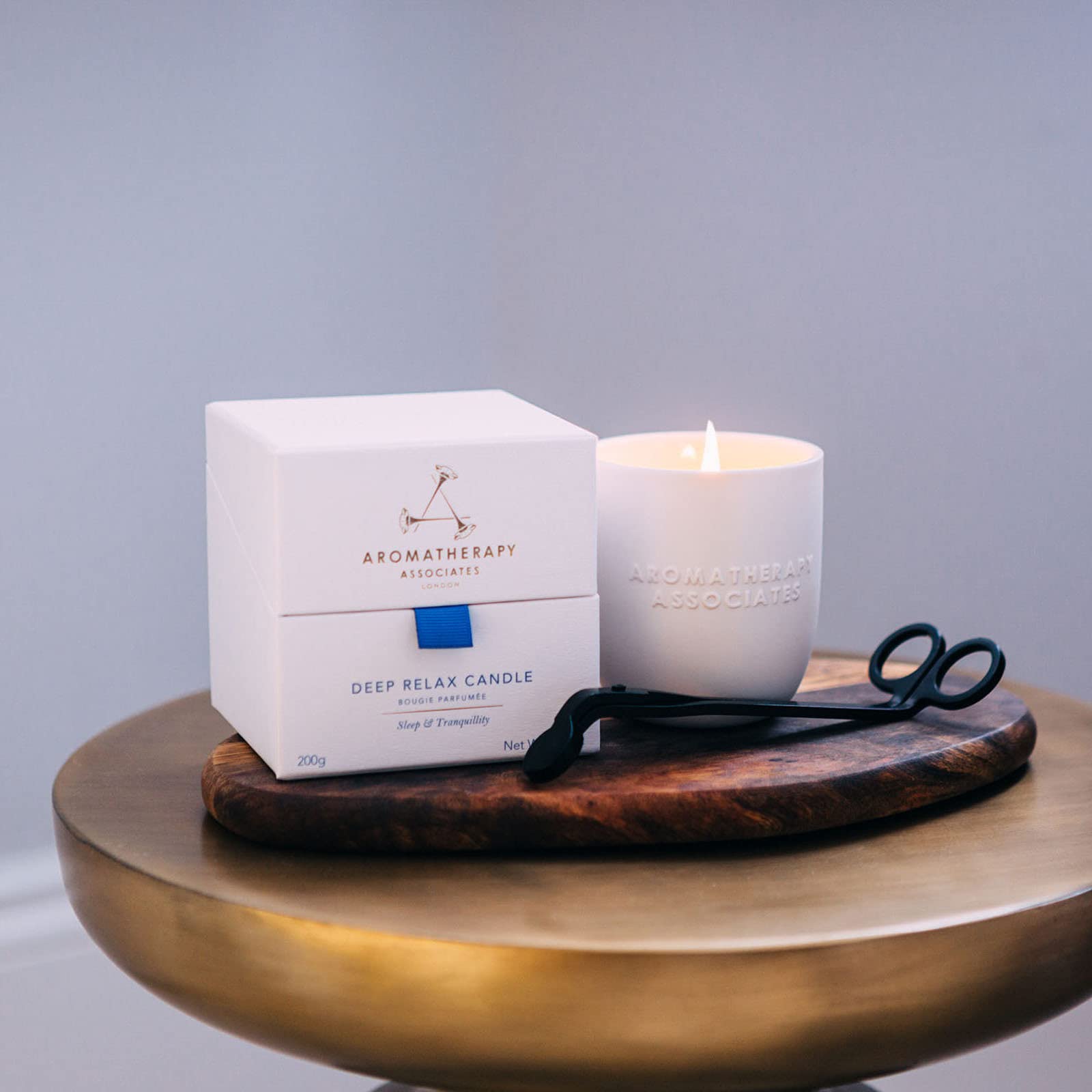 Vegan wax and cotton wick demonstrate clean, long-lasting burn.