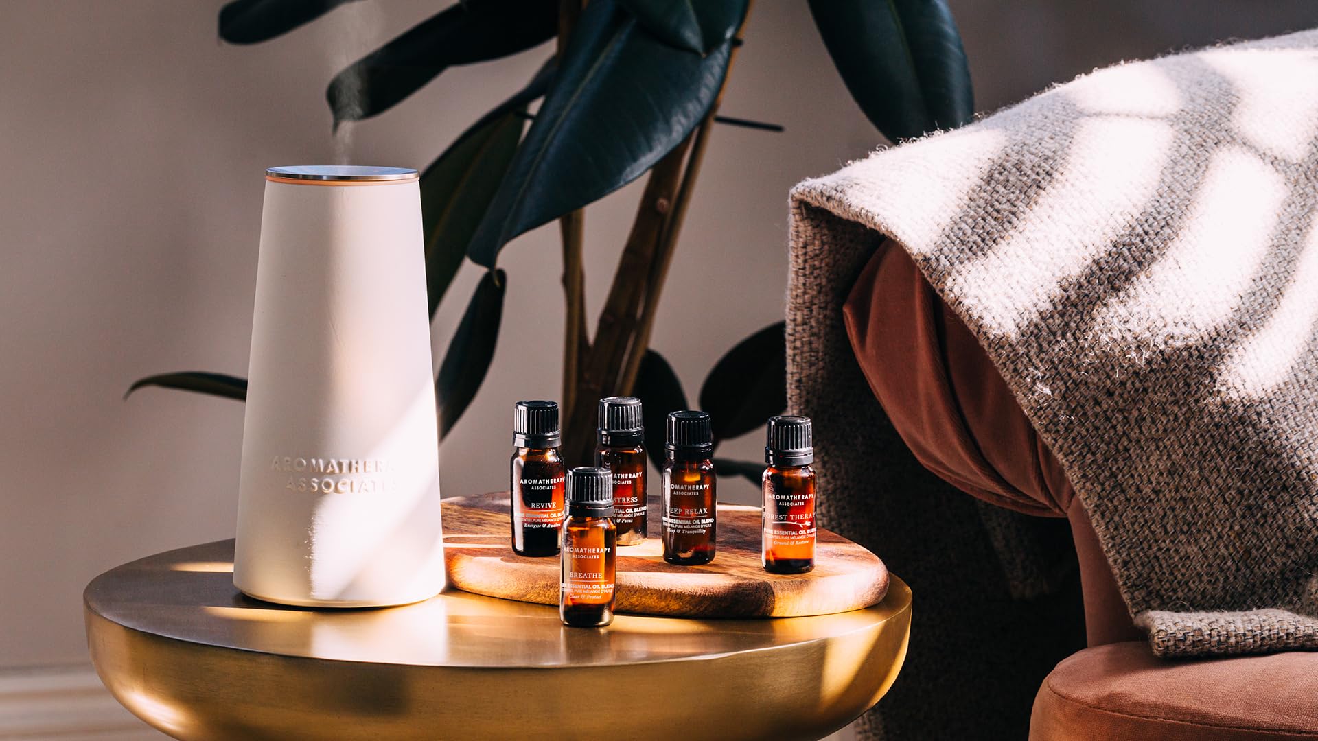 A calm Aromatherapy Associates De-Stress scene for mindful breathing