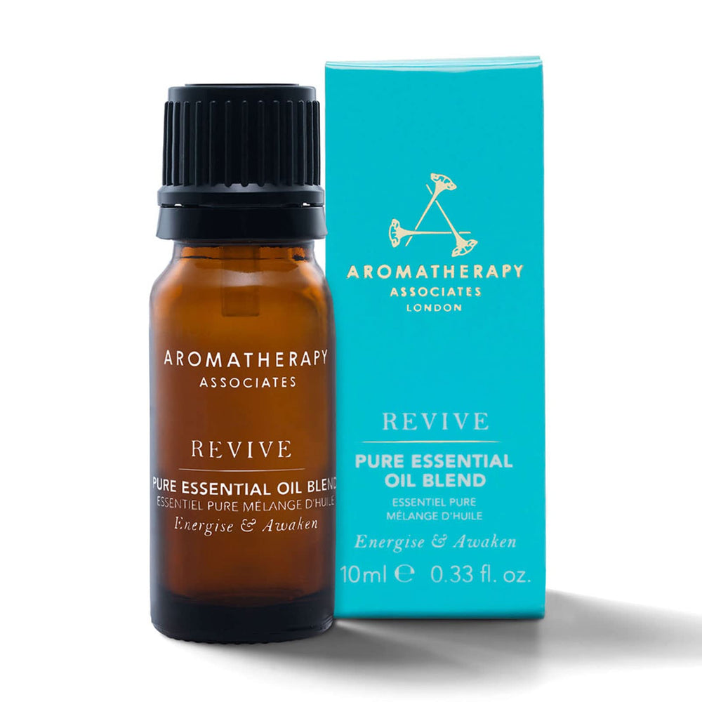 Aromatherapy Associates compact diffuser kit is perfect for travel and on-the-go use.