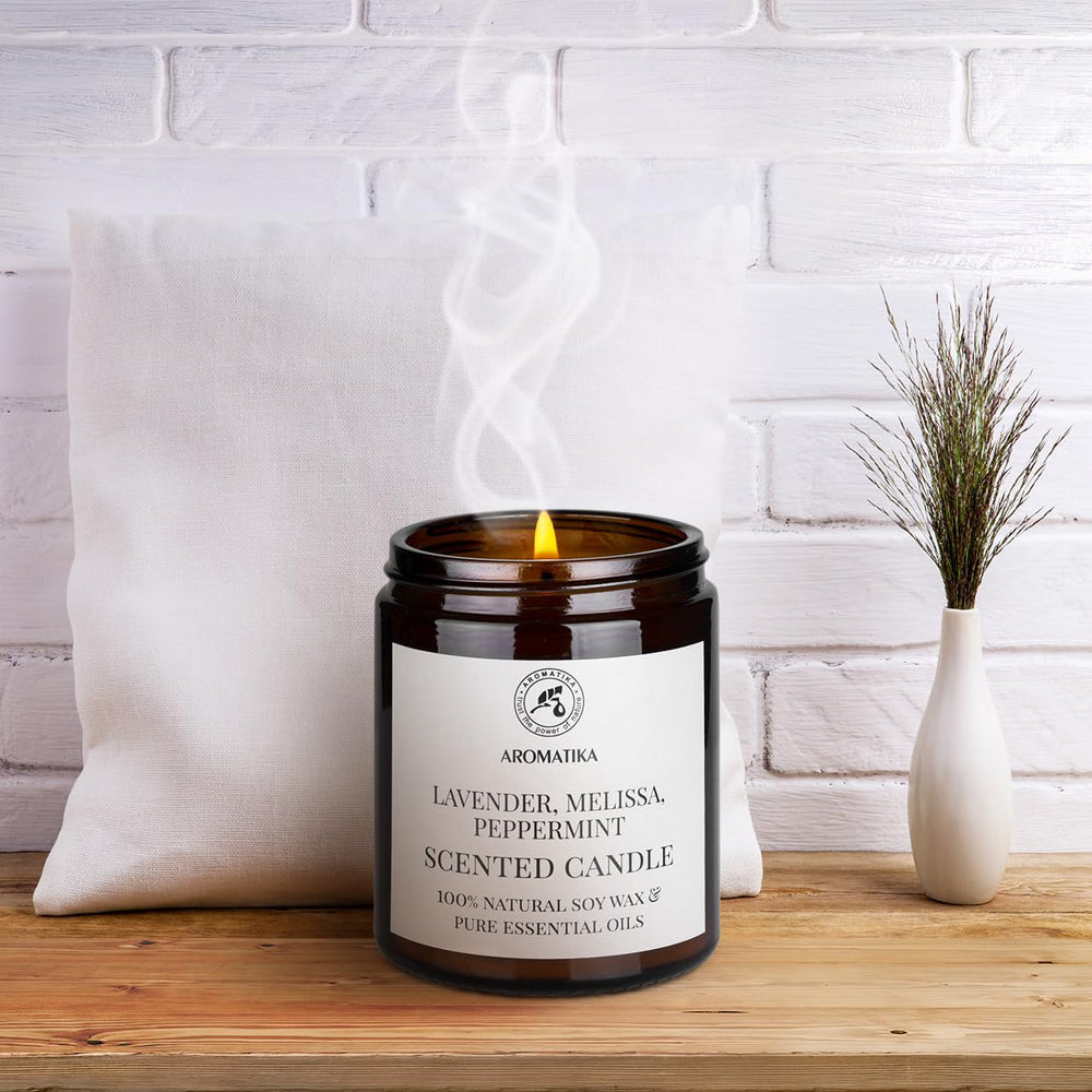 AROMATIKA pour time scene shows clean, soot-free burn.
