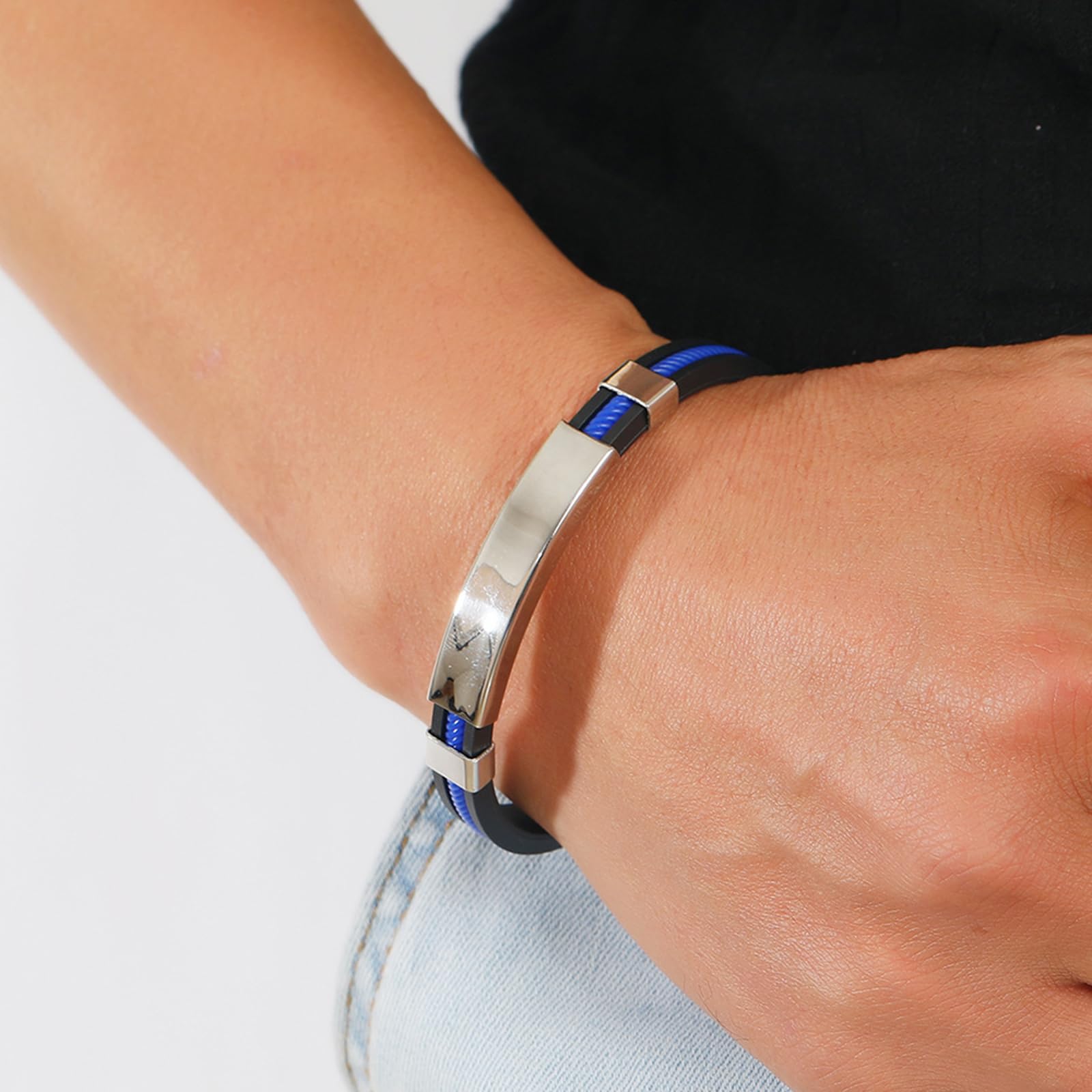 Asiamist Apus lympunclog titanium wristband flatlay highlights design details