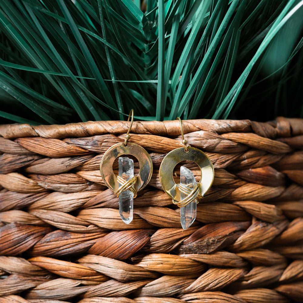 Ayana Crystals birthstone style earrings featuring clear quartz for zodiac aesthetics.