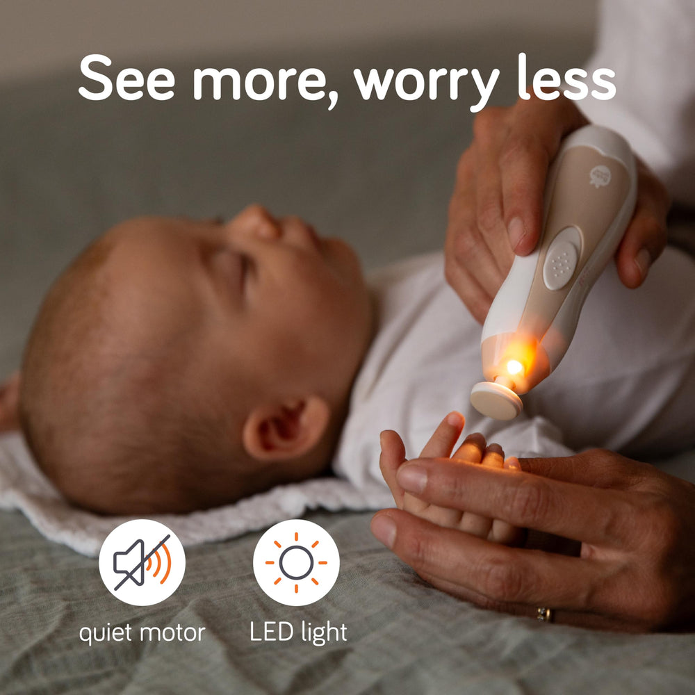 Baby Uma LED Nail Trimmer with LED light improves visibility during use.