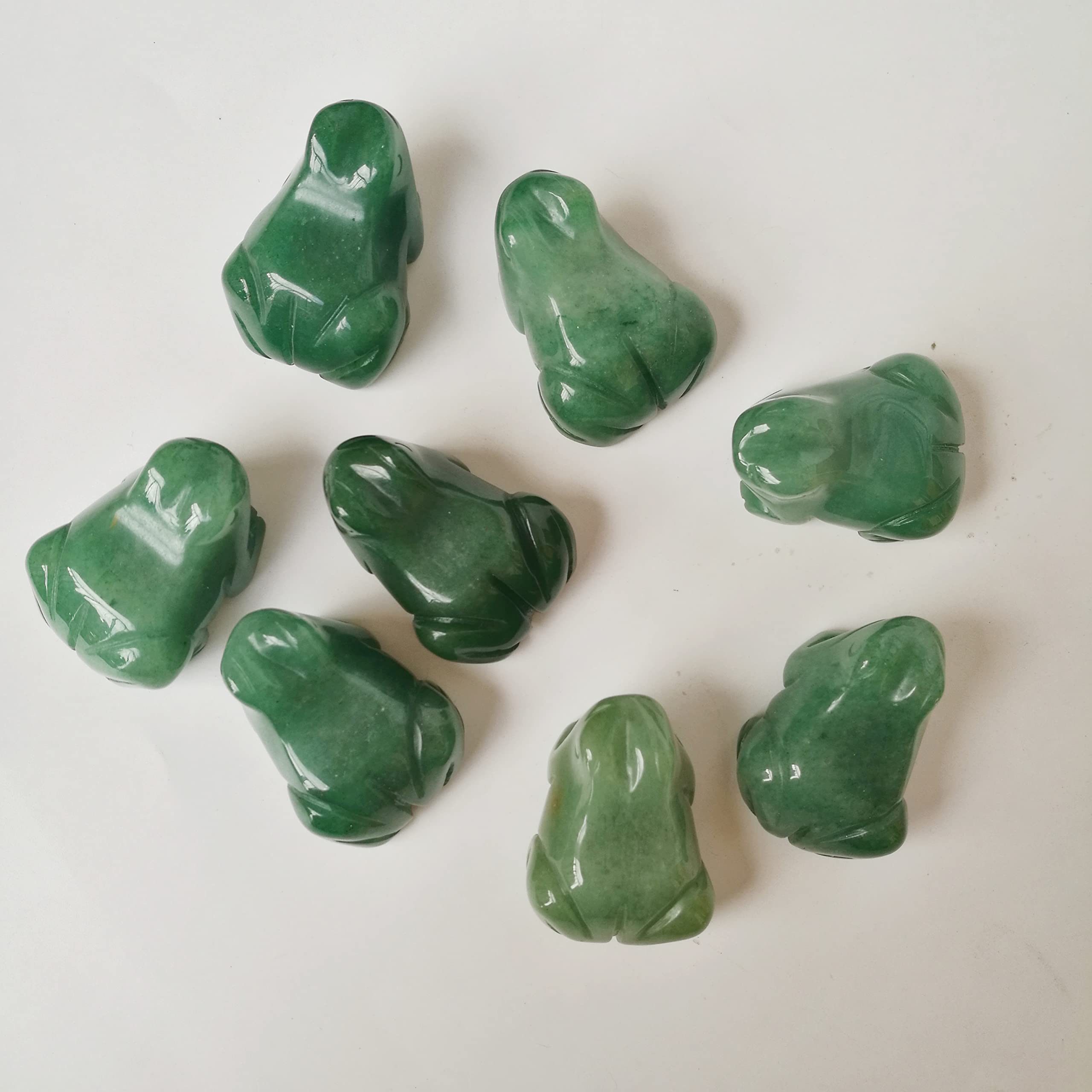 Bacatgem gemstone frog decor suitable for home or office spaces.