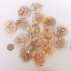 Bacatgem Thumb Stone Relax: smooth crystal for stress relief.